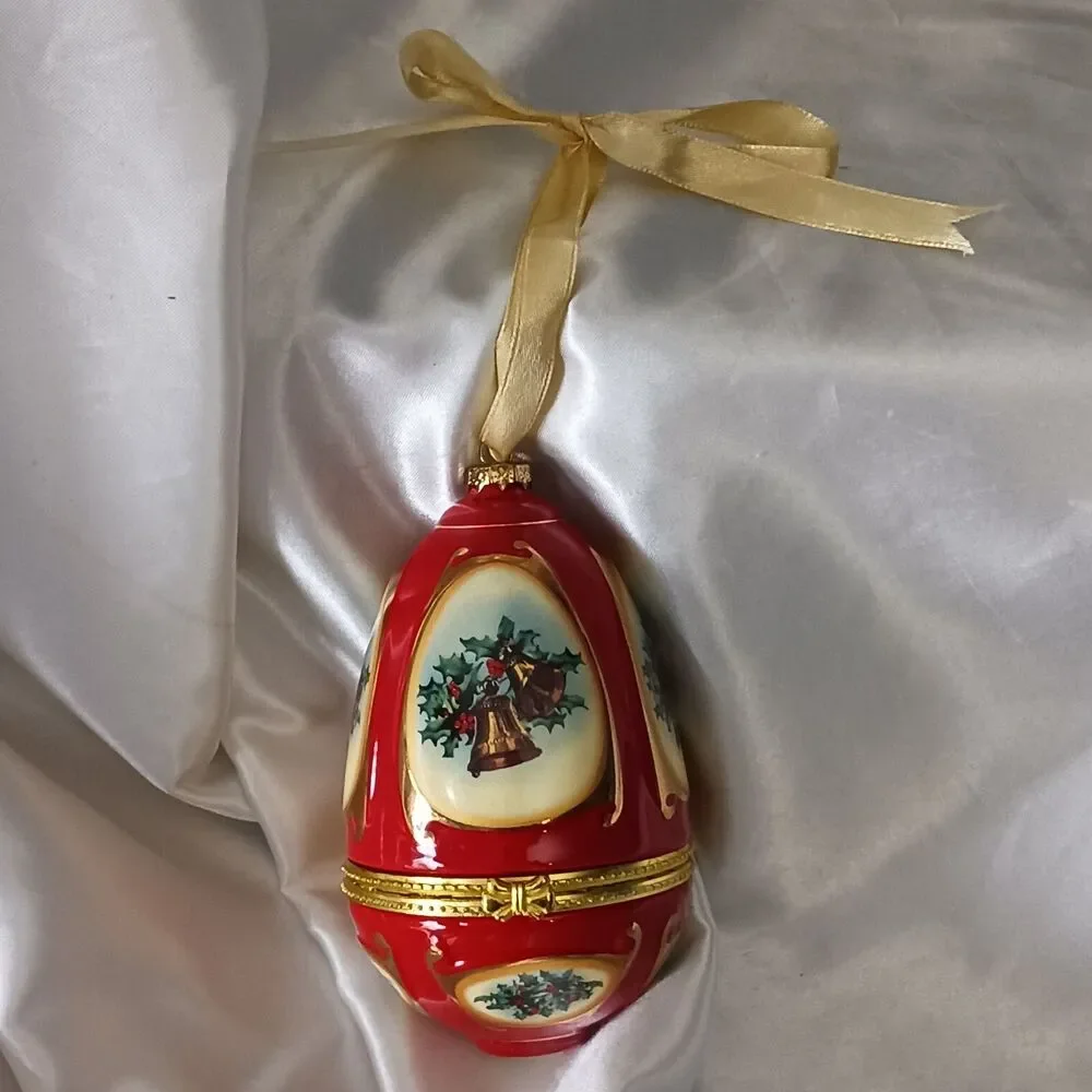 VINTAGE 2007 MR. CHRISTMAS MUSICAL EGG ORNAMENT (JOY TO THE WORLD)-WORKING!